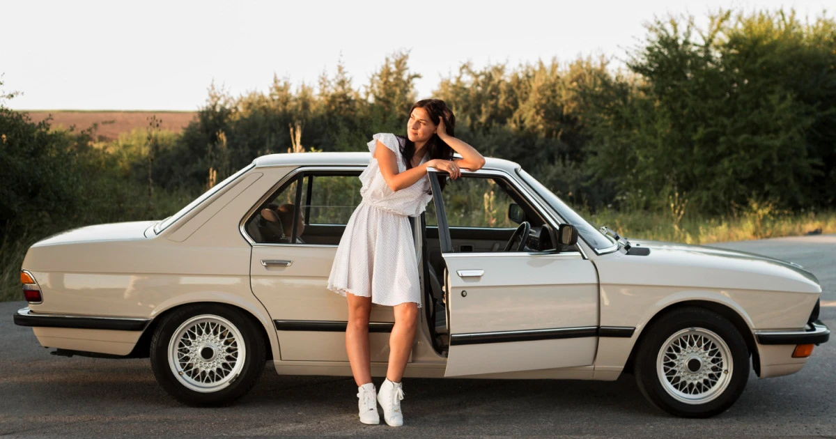 youngtimery i oldtimery - dlaczego warto zarejestrowac auto na żółte tablice