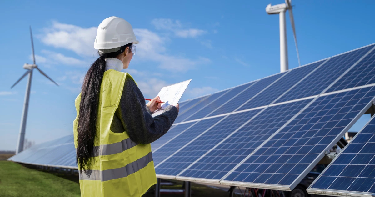 Zastosowanie paneli fotowoltaicznych na dachu hali produkcyjnej